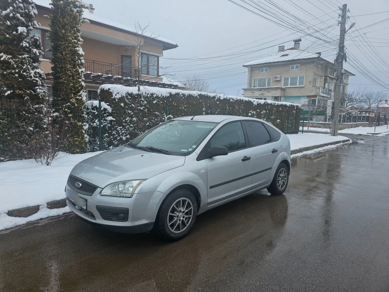 Ford Focus 1.6.Газ- инж- Гаражен , снимка 2 - Автомобили и джипове - 49166875