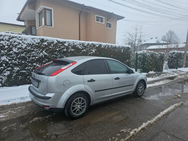 Ford Focus 1.6.Газ- инж- Гаражен , снимка 10 - Автомобили и джипове - 49166875