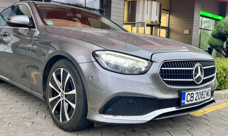 Mercedes-Benz E 200, снимка 4 - Автомобили и джипове - 51837309