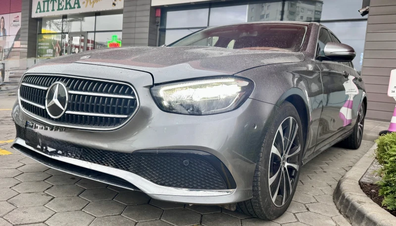 Mercedes-Benz E 200, снимка 7 - Автомобили и джипове - 51837309