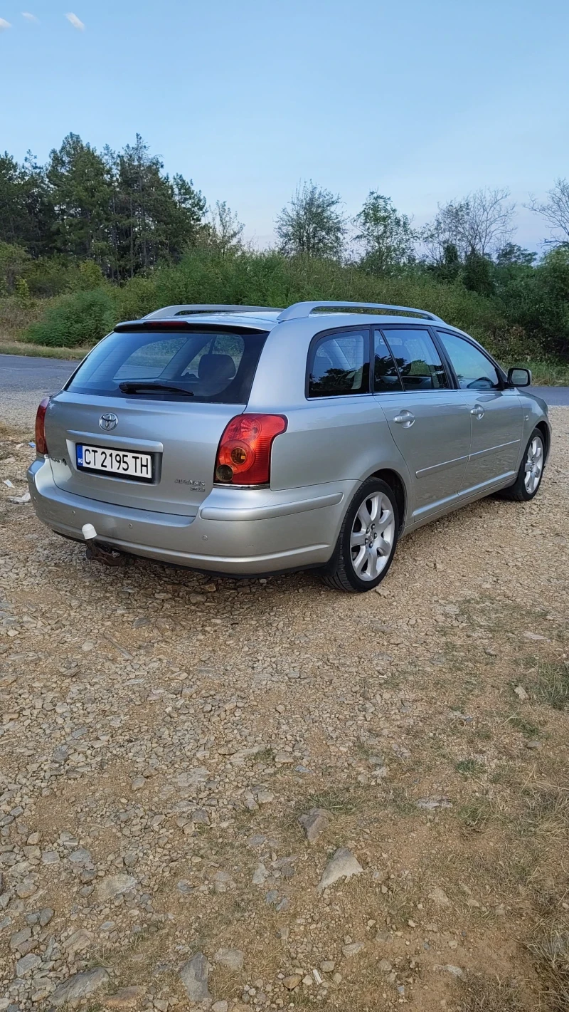 Toyota Avensis 2.0 , снимка 6 - Автомобили и джипове - 50490015