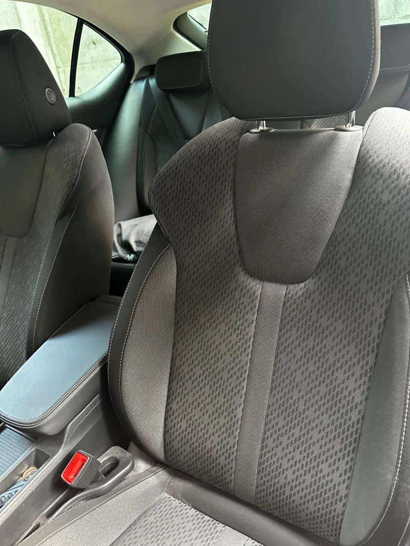 Skoda Octavia, снимка 7 - Автомобили и джипове - 52304930