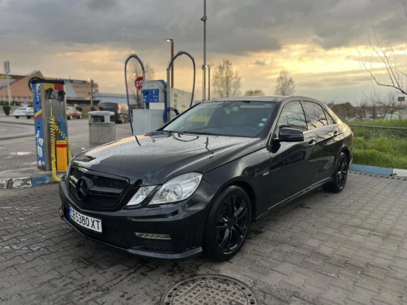 Mercedes-Benz E 350, снимка 4 - Автомобили и джипове - 52326278