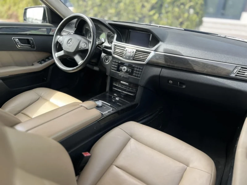 Mercedes-Benz E 350, снимка 5 - Автомобили и джипове - 52326278