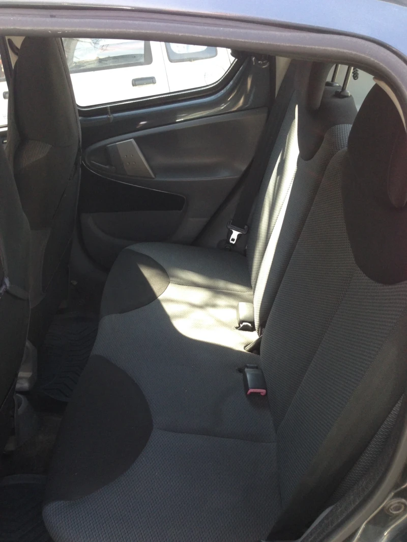 Toyota Aygo, снимка 2 - Автомобили и джипове - 52688065