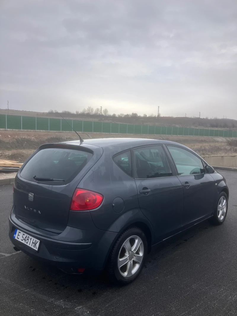 Seat Altea Газ / Бензин 1.6 , снимка 3 - Автомобили и джипове - 53434698