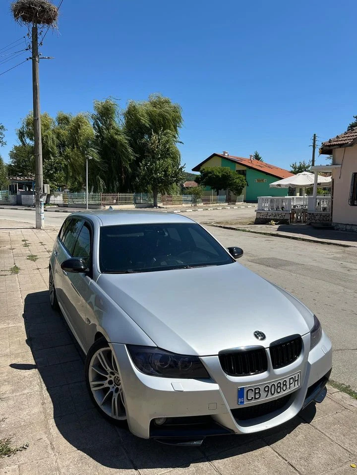 BMW 330, снимка 2 - Автомобили и джипове - 47331808