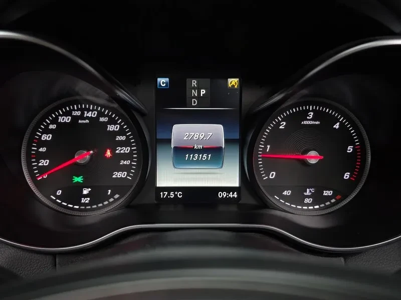 Mercedes-Benz C 180  - изображение 8