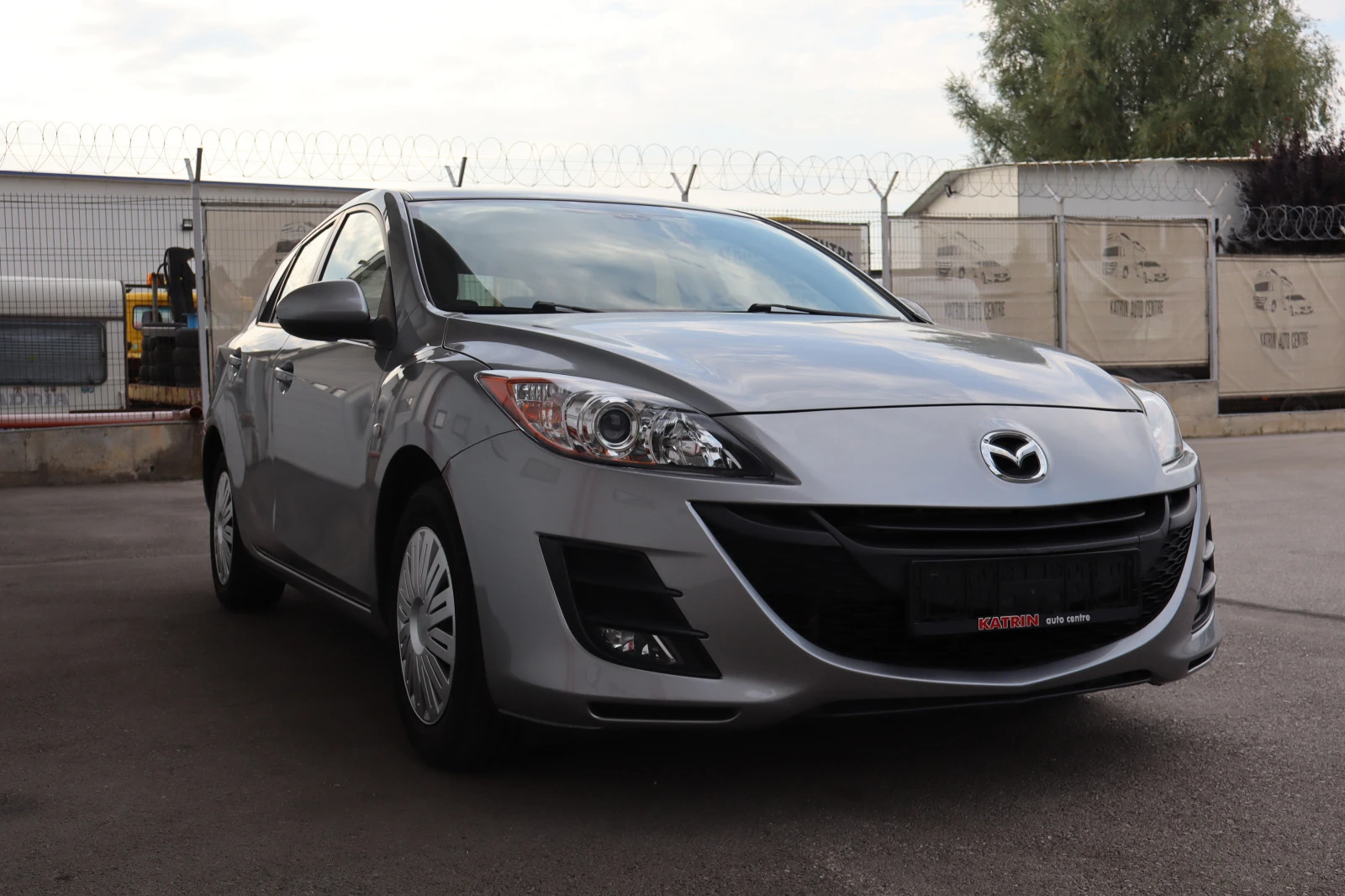 Mazda 3 1.6i - изображение 3