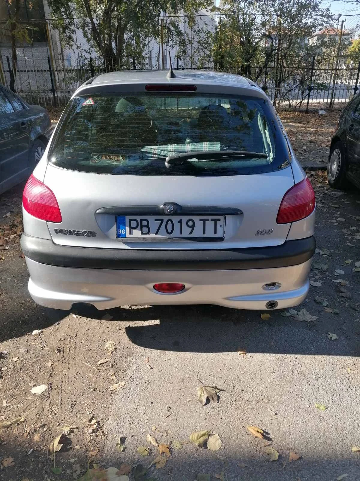 Peugeot 206 1, 4 ГАЗ - изображение 8