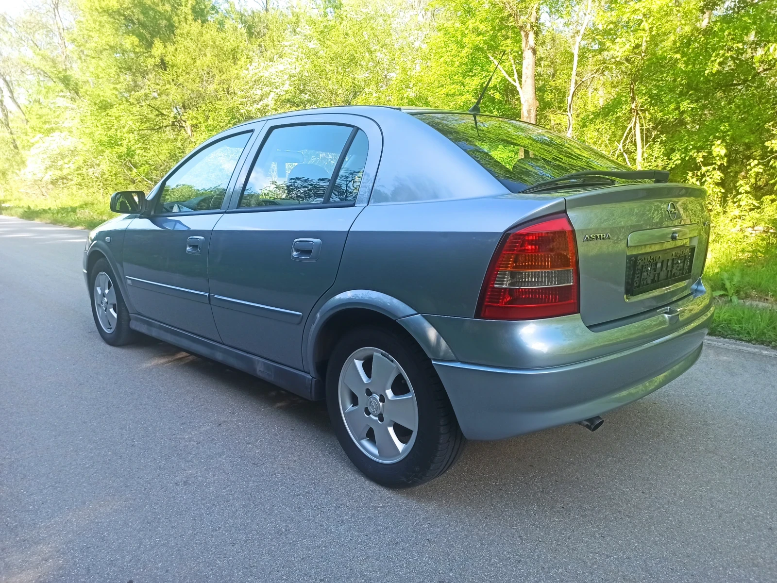 Opel Astra 1.7 CDTI 80 к.с. - изображение 4