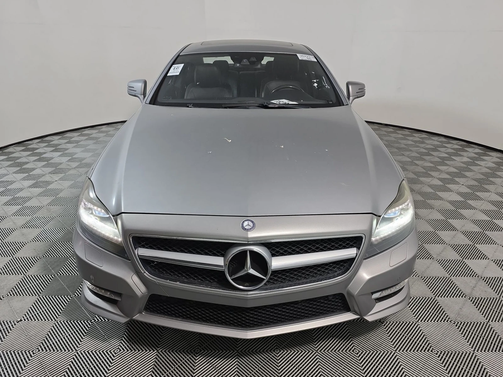 Mercedes-Benz CLS 550 AMG* Обдух* Full LED* Harman* М.Точка* Нощ.виждане - изображение 6