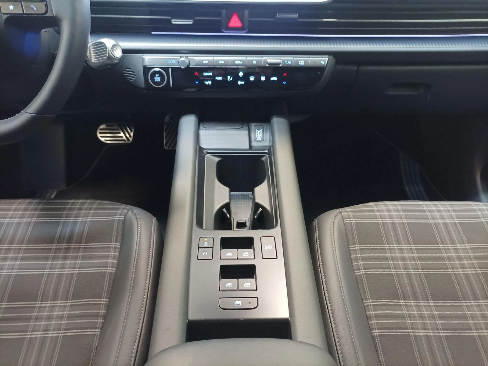 Hyundai Ioniq 6 FIRST EDITION 4WD MATRIX-LED HEAD UP CAMERA  | Mobile.bg   11