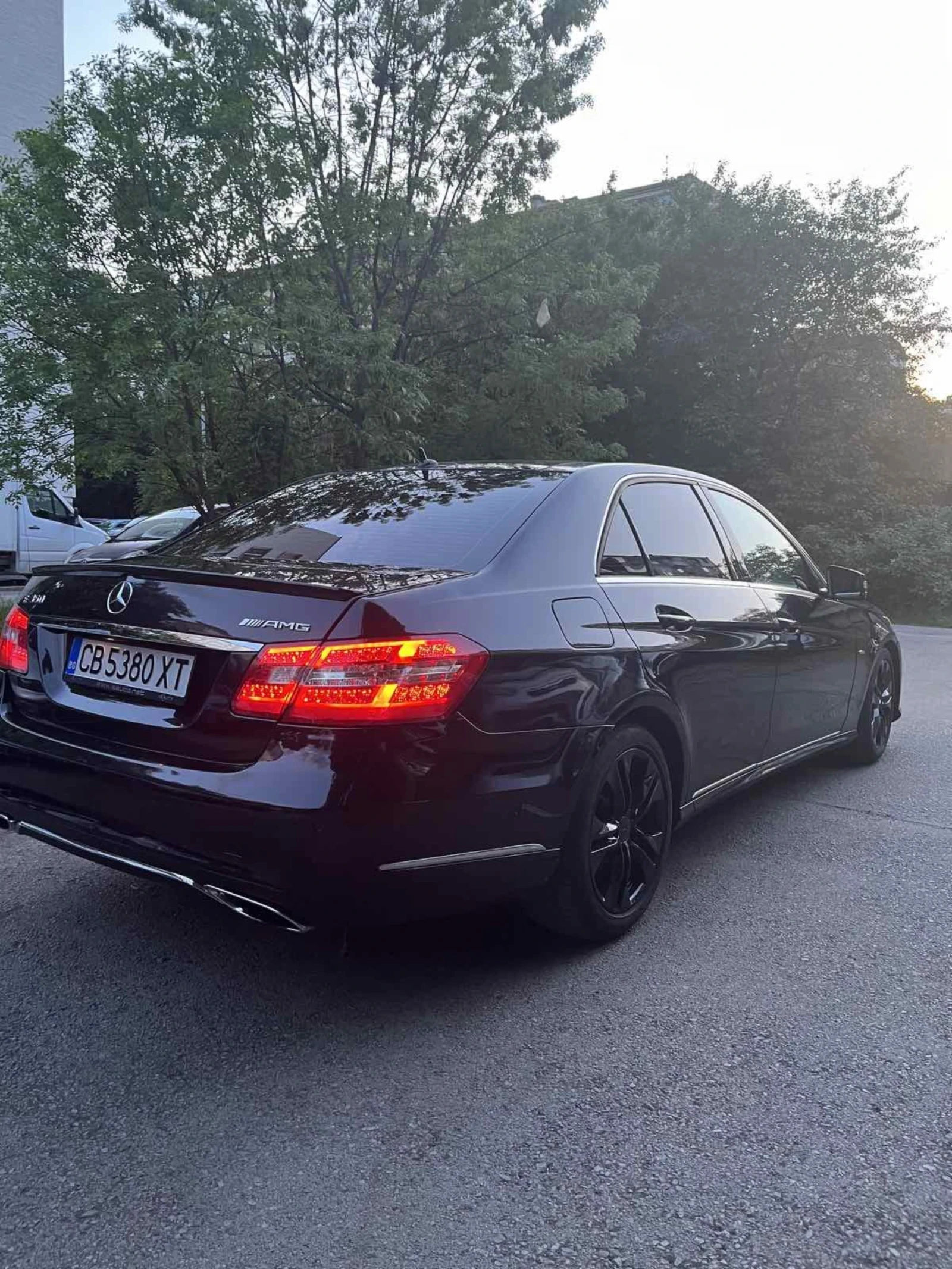Mercedes-Benz E 350  - изображение 2