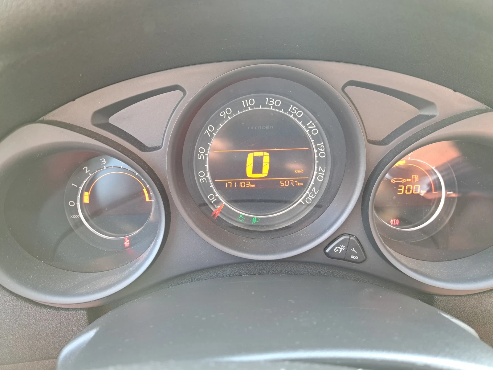 Citroen C4  - изображение 8