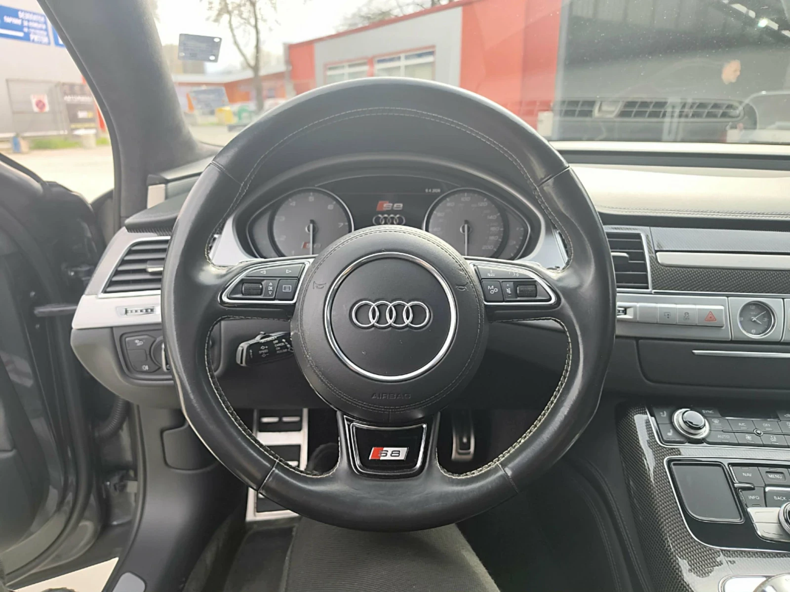 Audi S8 Plus 605кс, снимка 4 - Автомобили и джипове - 54163072