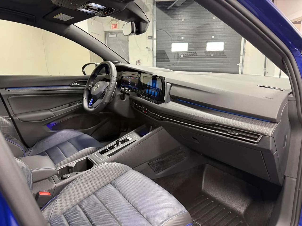 VW Golf * DSG * 2 КЛЮЧА* ПОДГРЕВ* PANO* , снимка 14 - Автомобили и джипове - 54280187