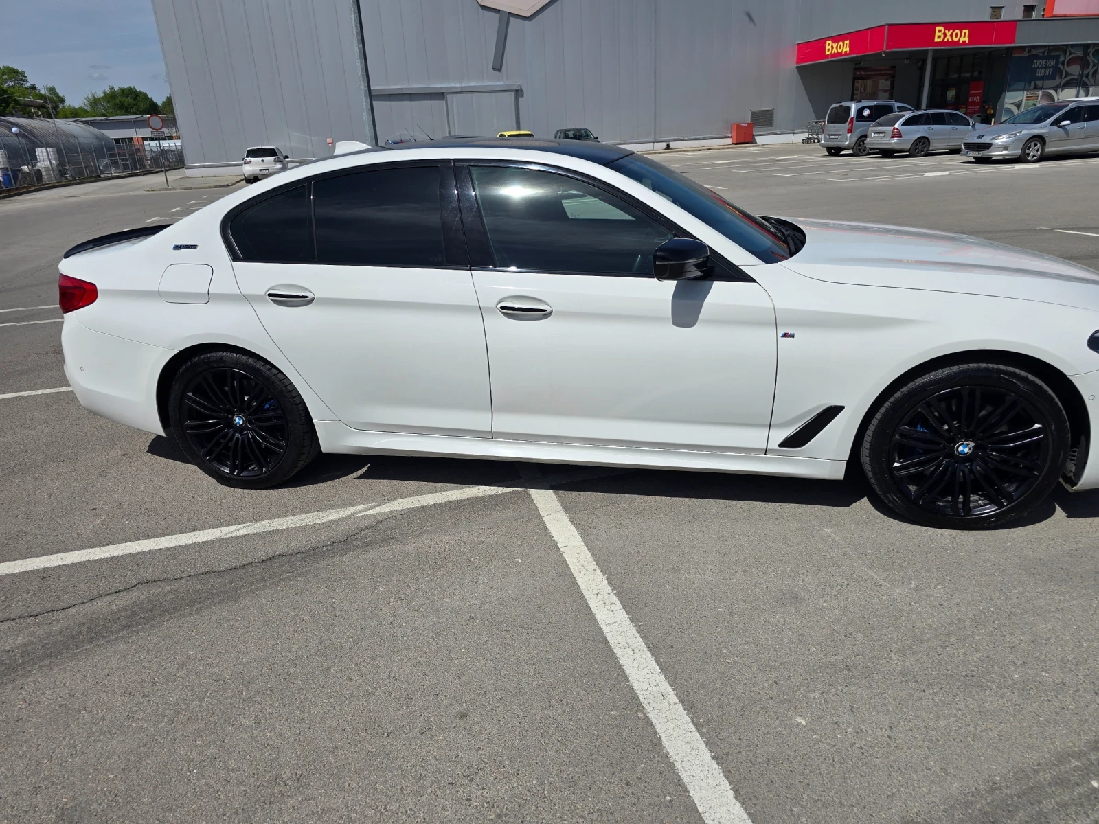 BMW 530E, снимка 3 - Автомобили и джипове - 54349349