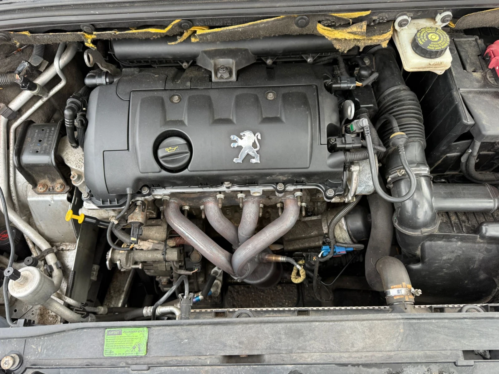 Peugeot 308 1, 600 EURO5, снимка 15 - Автомобили и джипове - 54382314