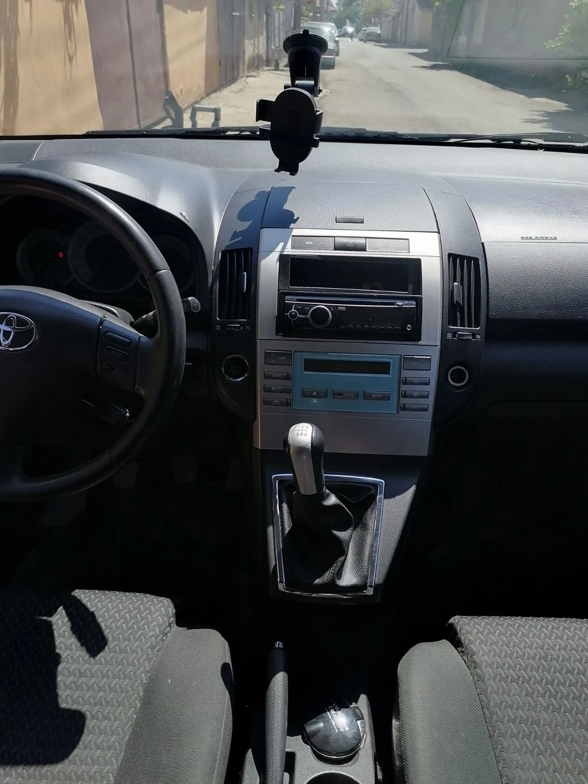 Toyota Corolla Версо, снимка 3 - Автомобили и джипове - 54622736
