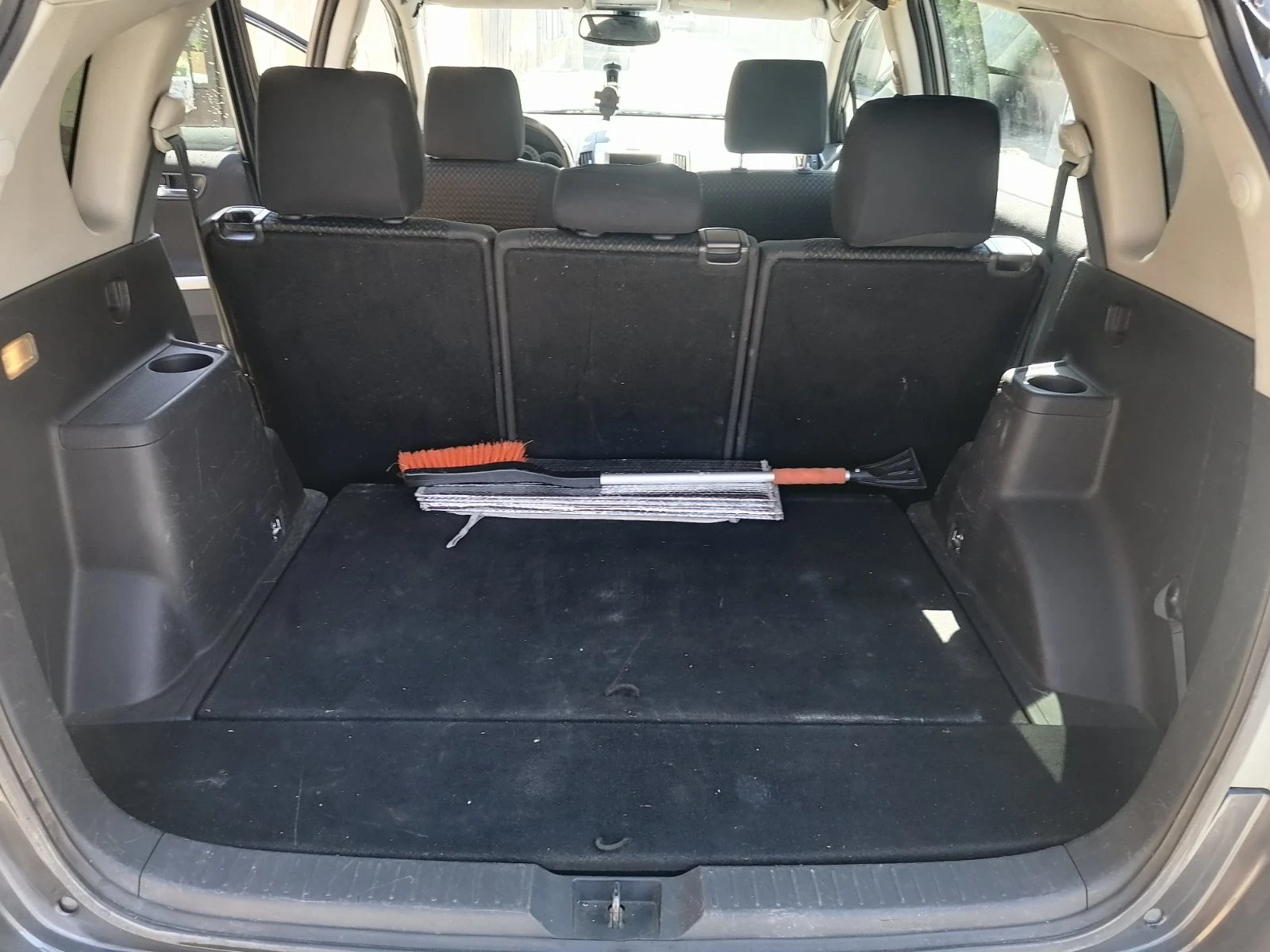 Toyota Corolla Версо, снимка 10 - Автомобили и джипове - 54622736