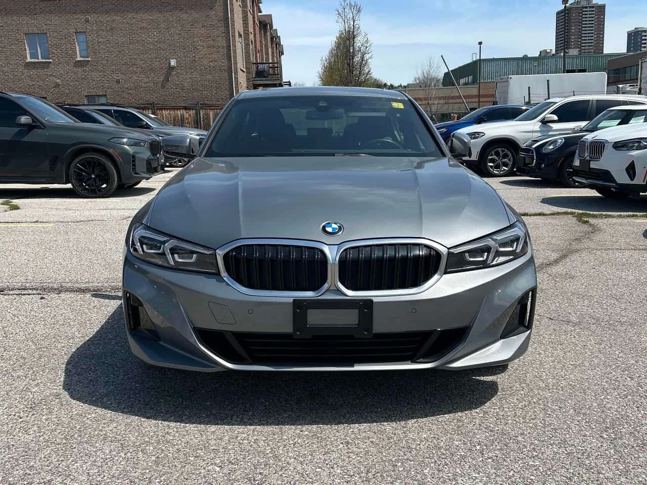 BMW 330 * xDrive * ПОДГРЕВИ * NAVI, снимка 6 - Автомобили и джипове - 54716538