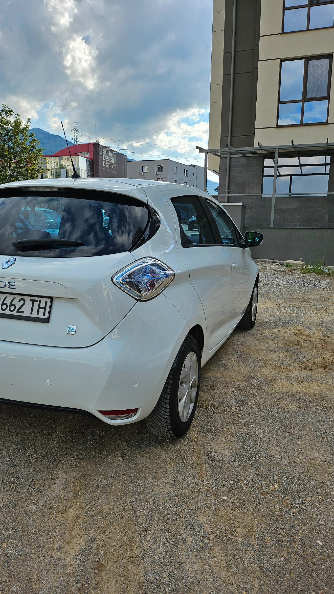 Renault Zoe R240 / 22kW / Carplay / Собствена батерия, снимка 7 - Автомобили и джипове - 54793613