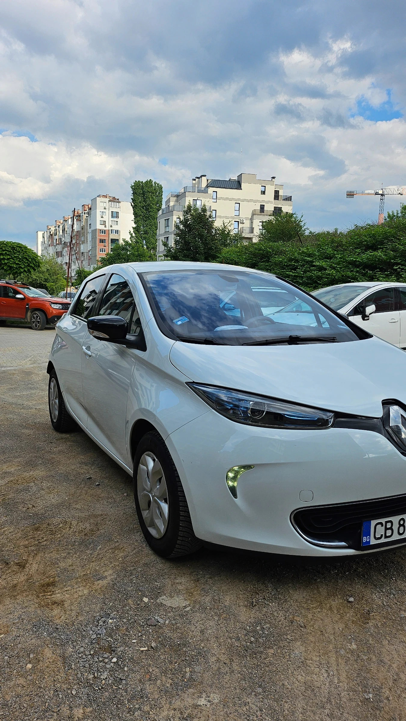 Renault Zoe R240 / 22kW / Carplay / Собствена батерия, снимка 9 - Автомобили и джипове - 54793613