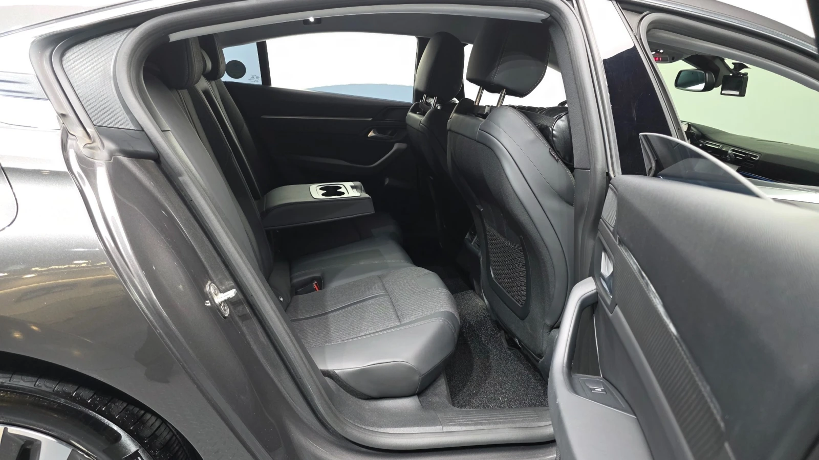 Peugeot 508 | Кожа | Подгрев | Камера, снимка 12 - Автомобили и джипове - 54890955