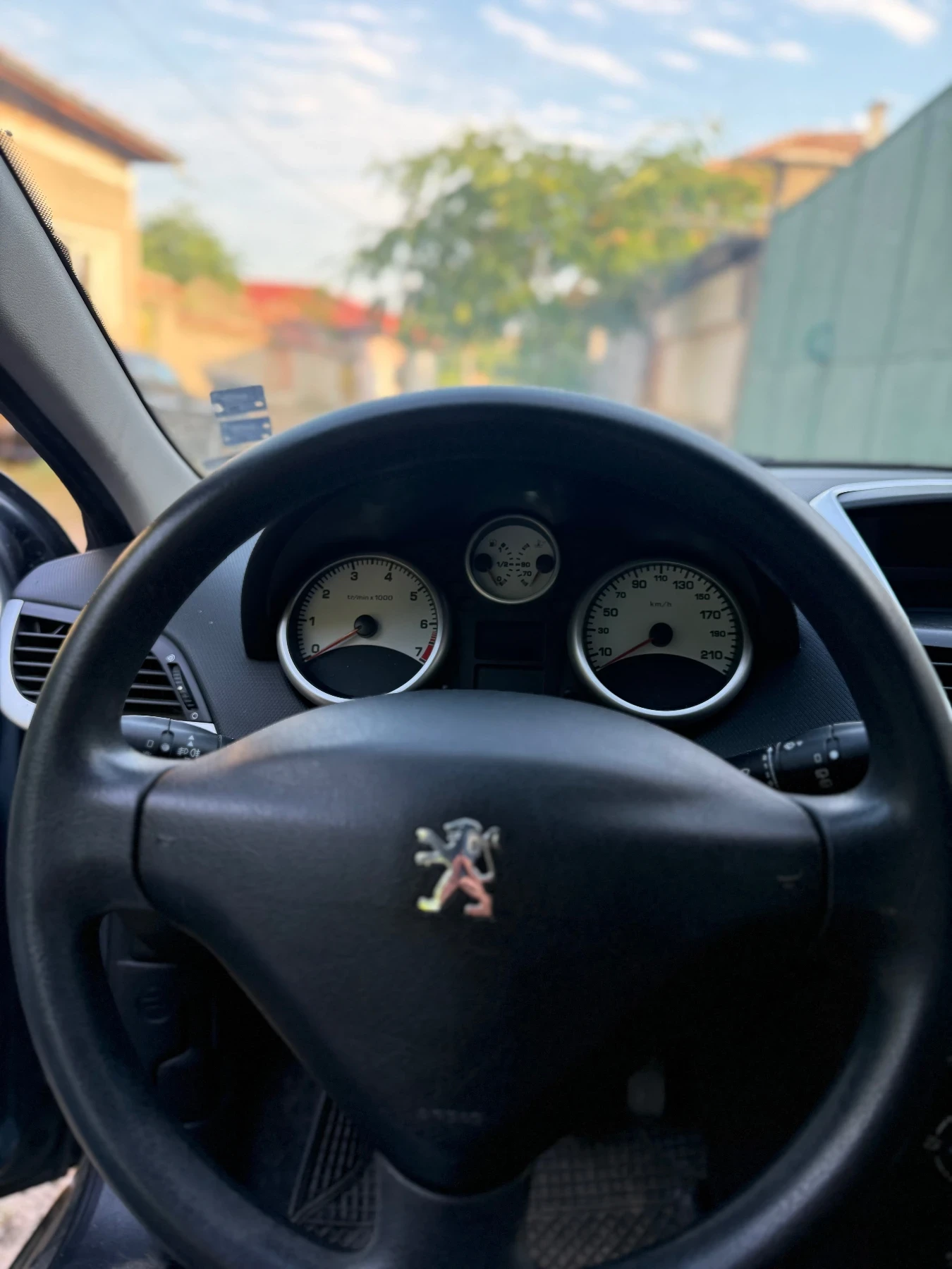 Peugeot 207 Peugeot 207 1.4i 16V   75 �.�. | Mobile.bg � ����������� 7