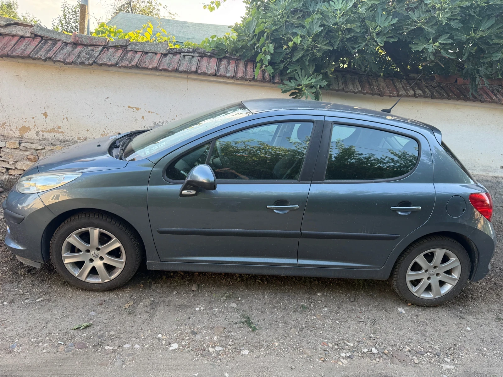 Peugeot 207 Peugeot 207 1.4i 16V   75 �.�. | Mobile.bg � ����������� 3