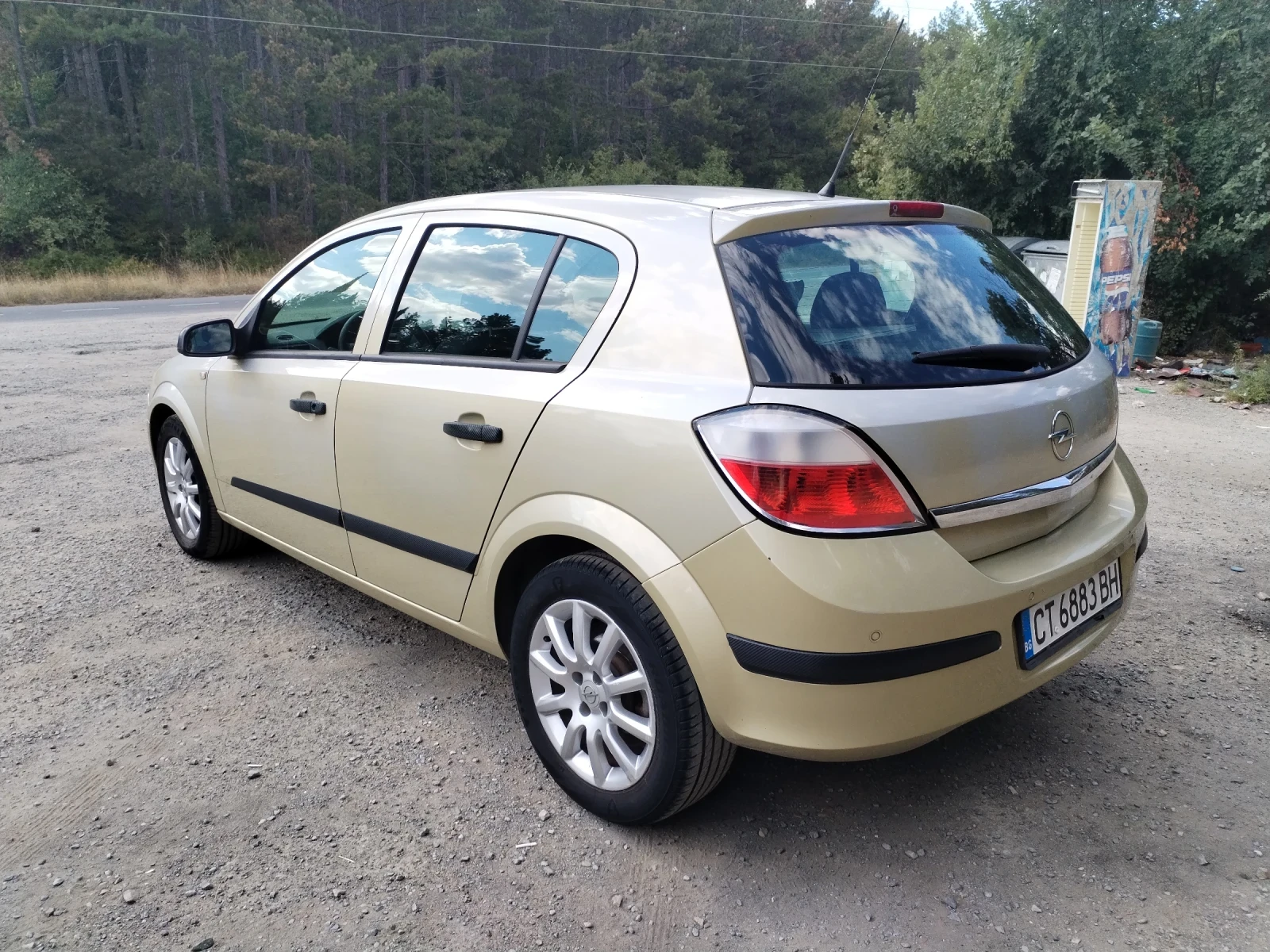 Opel Astra Н, снимка 12 - Автомобили и джипове - 55673919