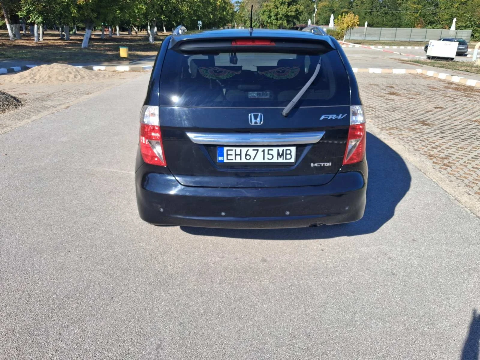 Honda Fr-v, снимка 2 - Автомобили и джипове - 56376851