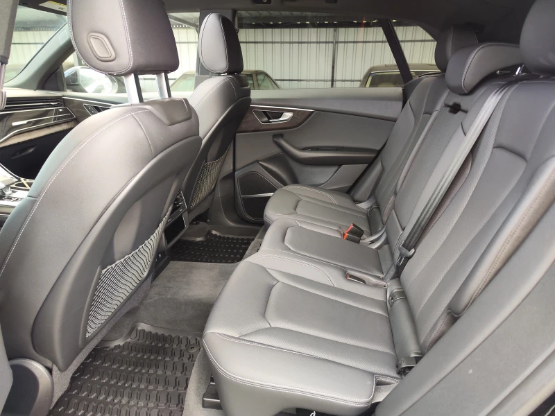 Audi Q8 SLINE* PANORAMA* PODGREV* OBDUH* LINEASIST* LIZING, снимка 6 - Автомобили и джипове - 51068048
