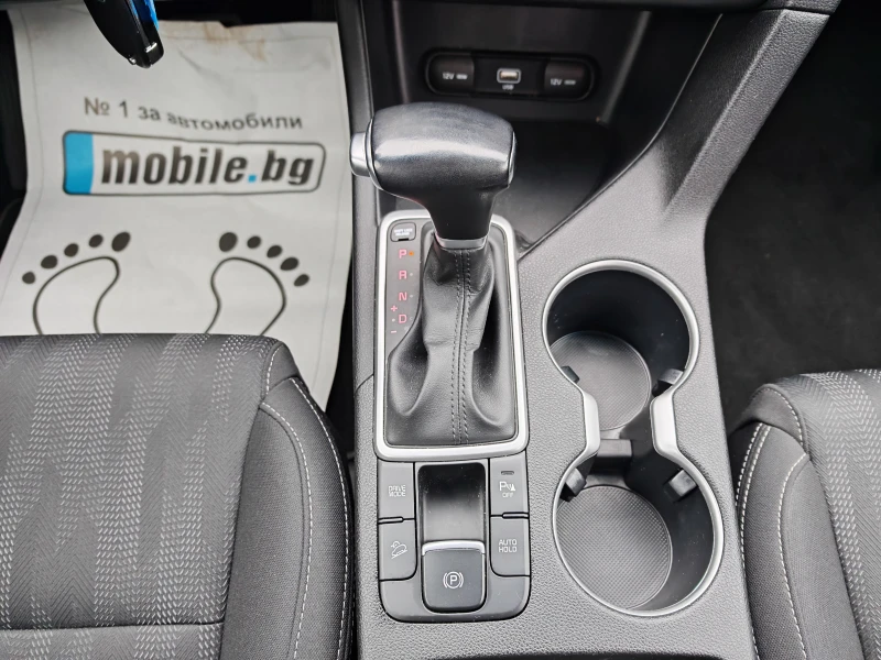 Kia Sportage 1.6CRDI-КАМЕРА-Car Play-Android Auto, снимка 13 - Автомобили и джипове - 52811751