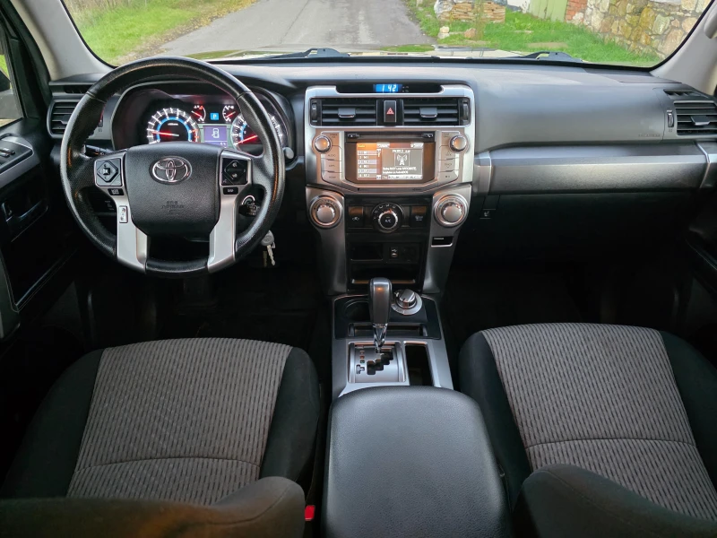 Toyota 4runner  SR5, снимка 5 - Автомобили и джипове - 52916244