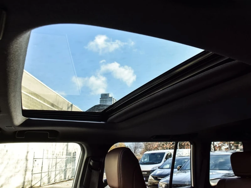 Toyota Land cruiser * | PREMIUM| ROOF| LEATHER| HUD| JBL| 12.3TOUCH| 2, снимка 14 - Автомобили и джипове - 52927413