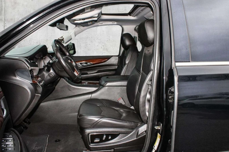 Cadillac Escalade * Premium Luxury * CARFAX * ЦЕНА ДО БГ, снимка 16 - Автомобили и джипове - 53414983