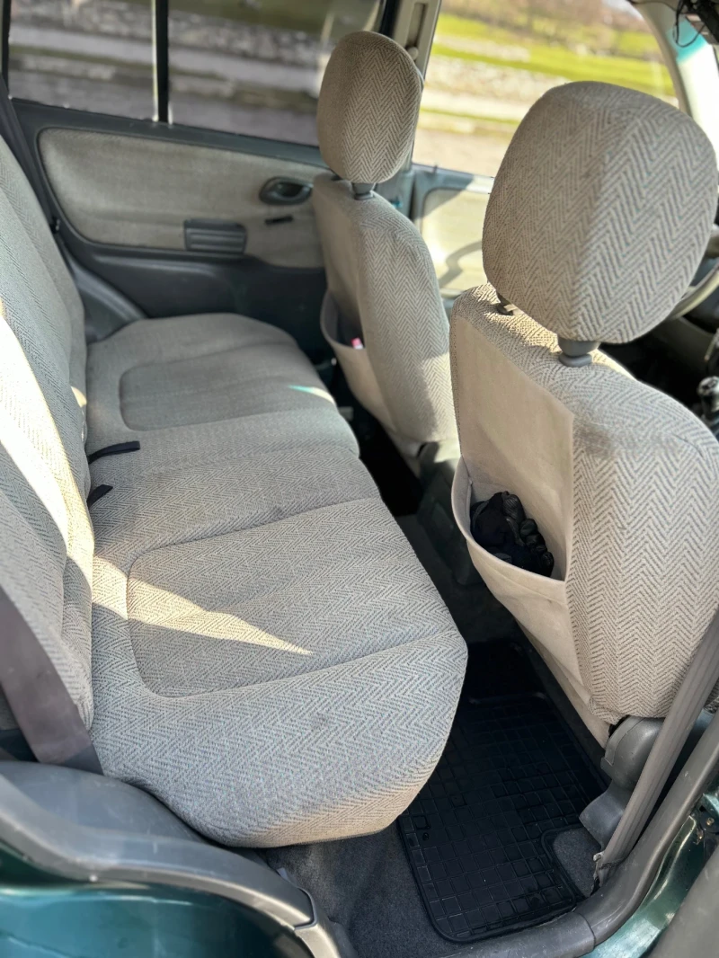 Suzuki Grand vitara, снимка 10 - Автомобили и джипове - 53584431