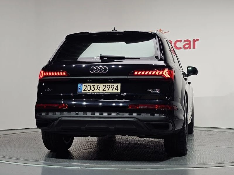 Audi Q7 3.0 DHX Automatic, снимка 4 - Автомобили и джипове - 55462903