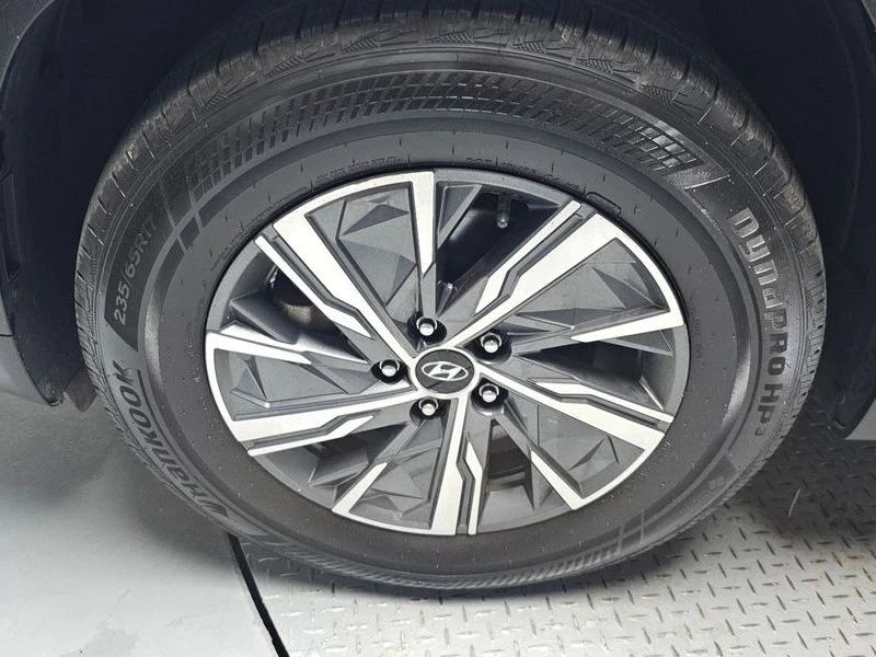 Hyundai Tucson Modern 2WD| 226к.с., снимка 5 - Автомобили и джипове - 55736192