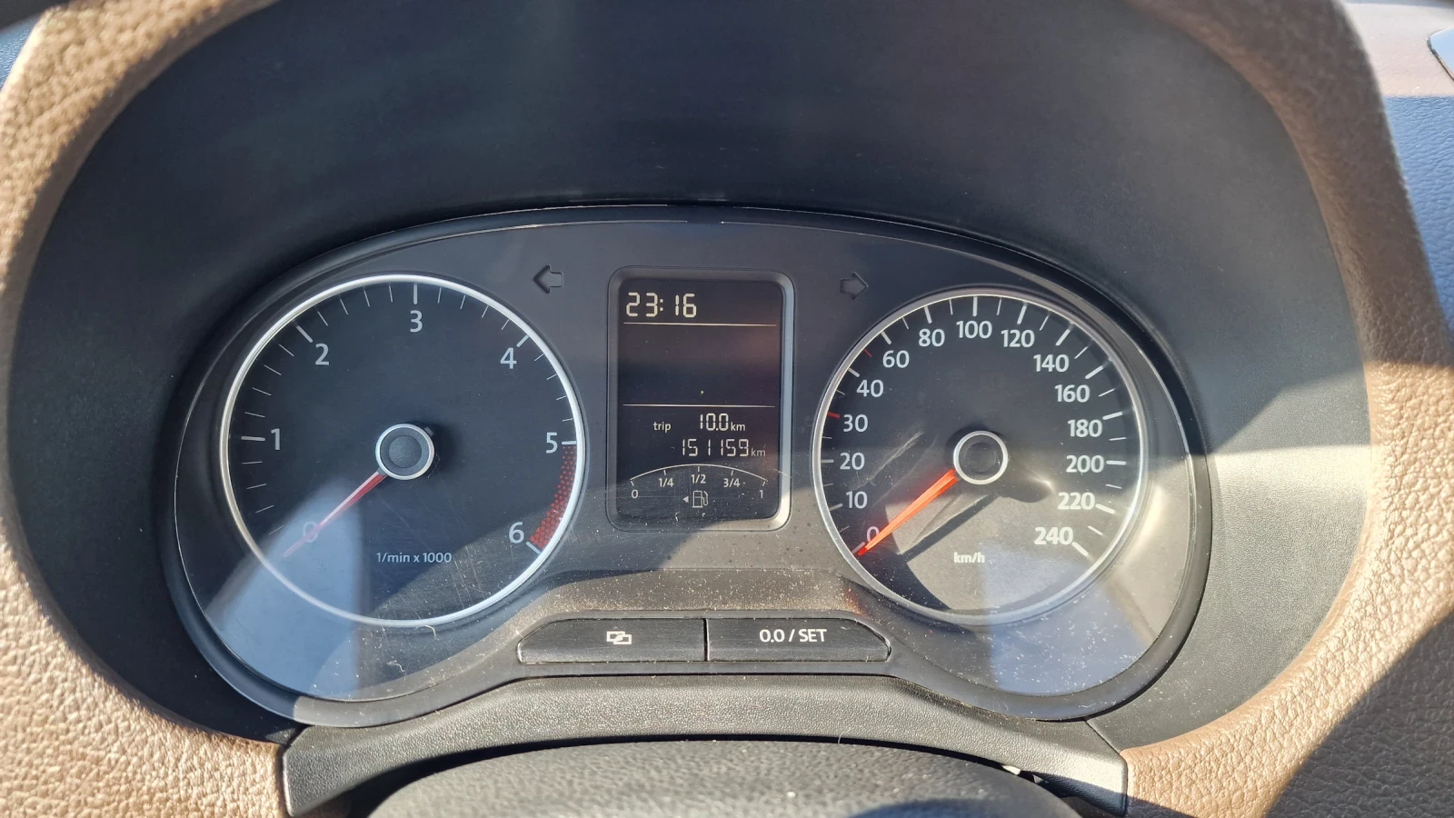 VW Amarok 2.0TDI 4x4 163    | Mobile.bg   15