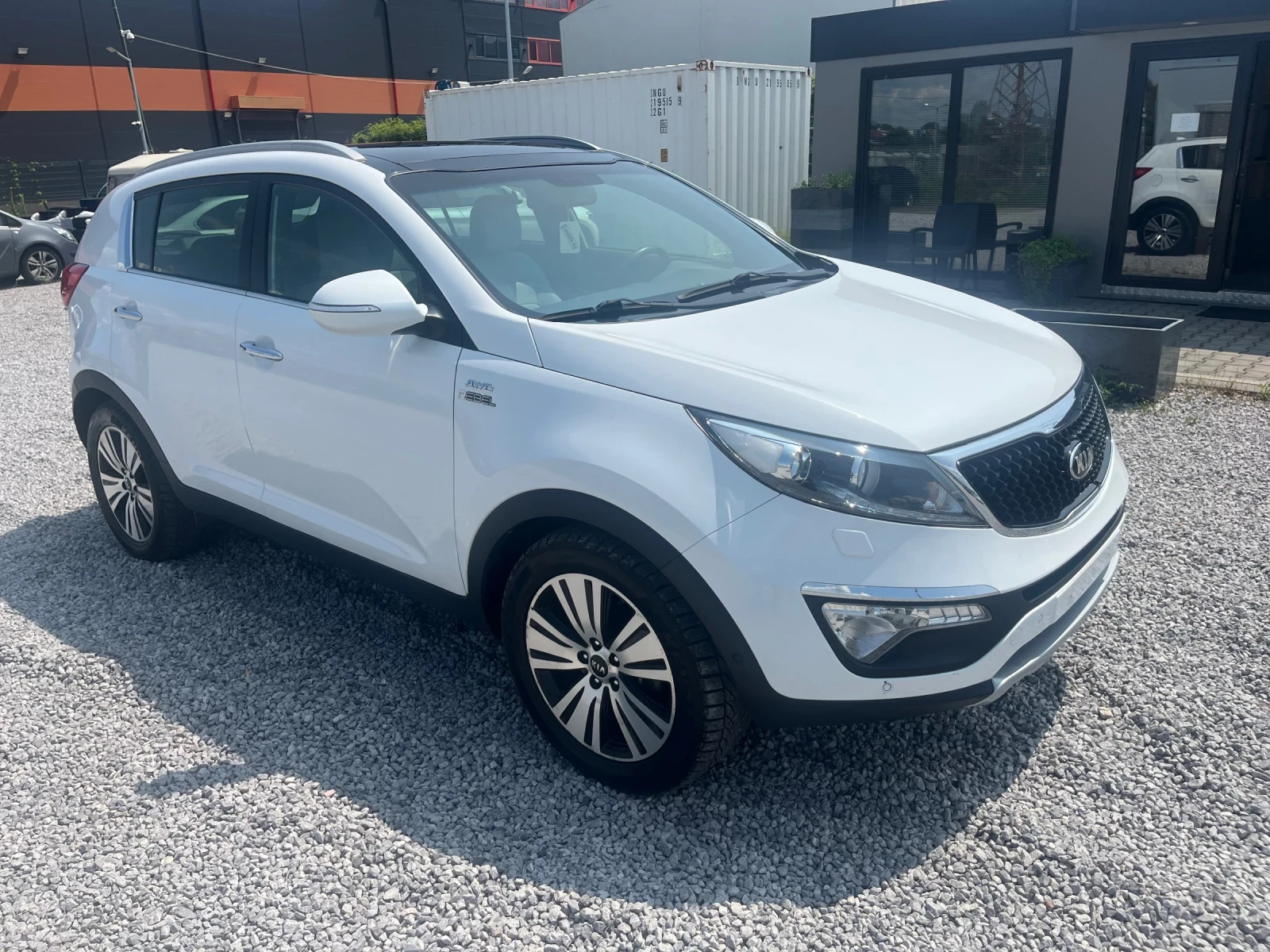 Kia Sportage 2.0CRDI-184k.c. REBEL, 4x4, Автомат, Панорама - изображение 7
