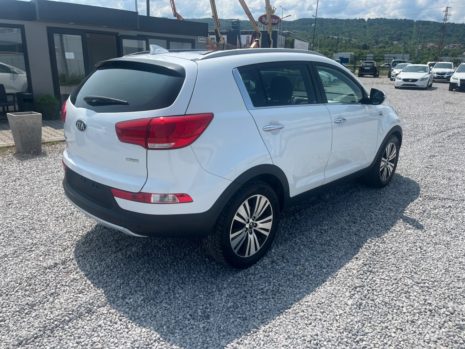 Kia Sportage 2.0CRDI-184k.c. REBEL, 4x4, Автомат, Панорама - изображение 6