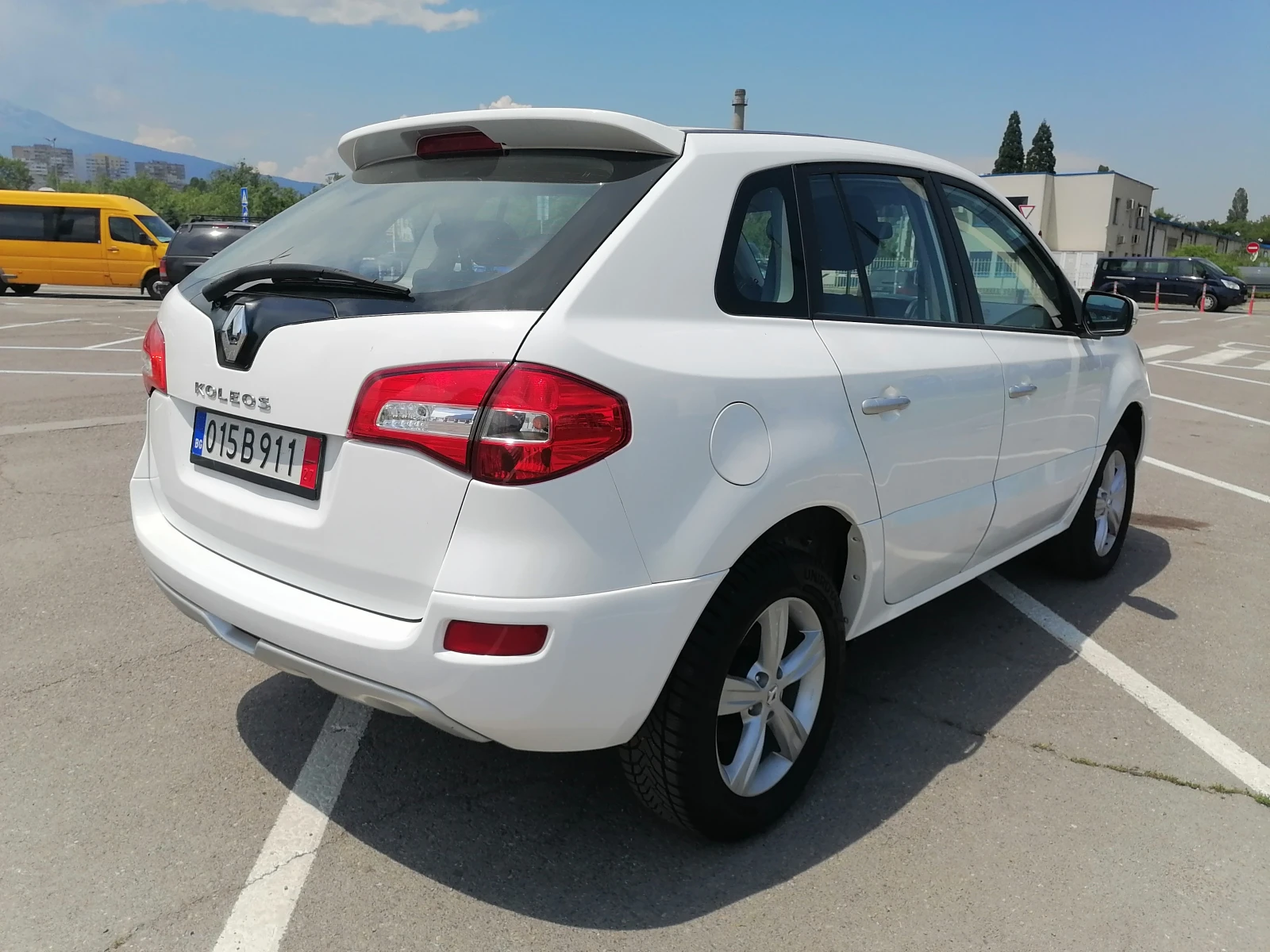 Renault Koleos 2.5i 4x4 - изображение 5