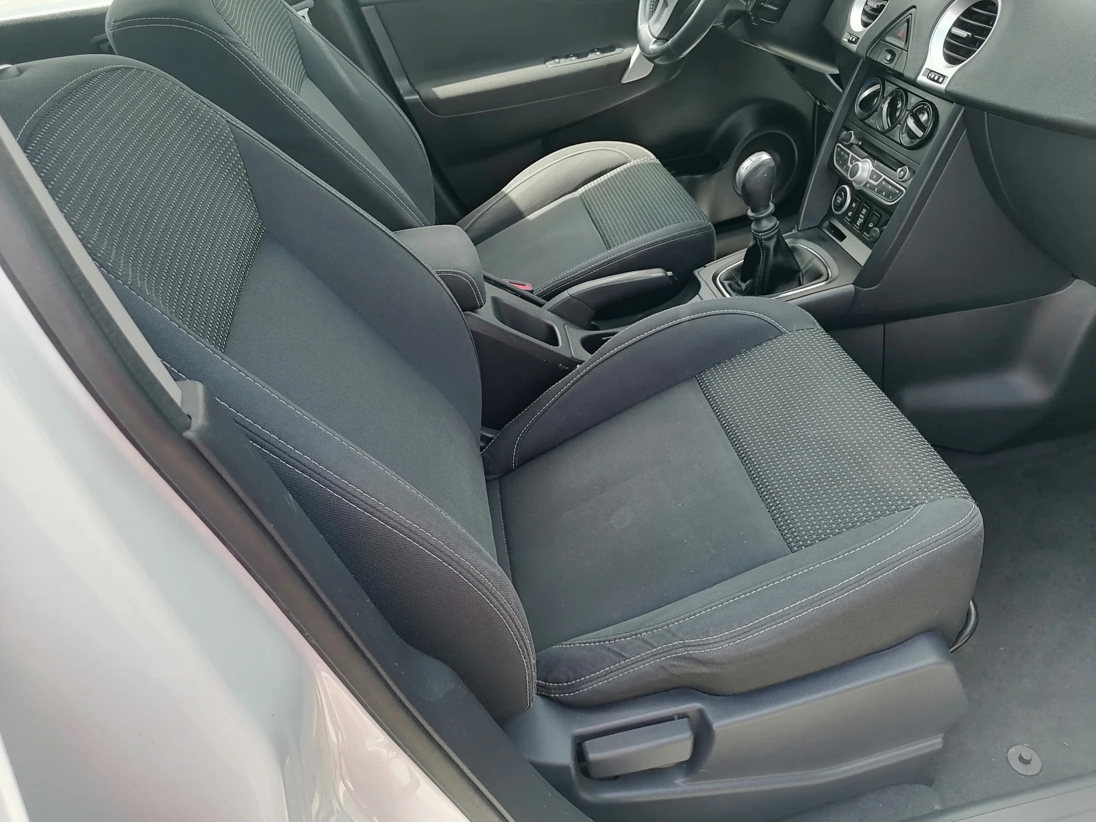 Renault Koleos 2.5i 4x4 | Mobile.bg — изображение 14