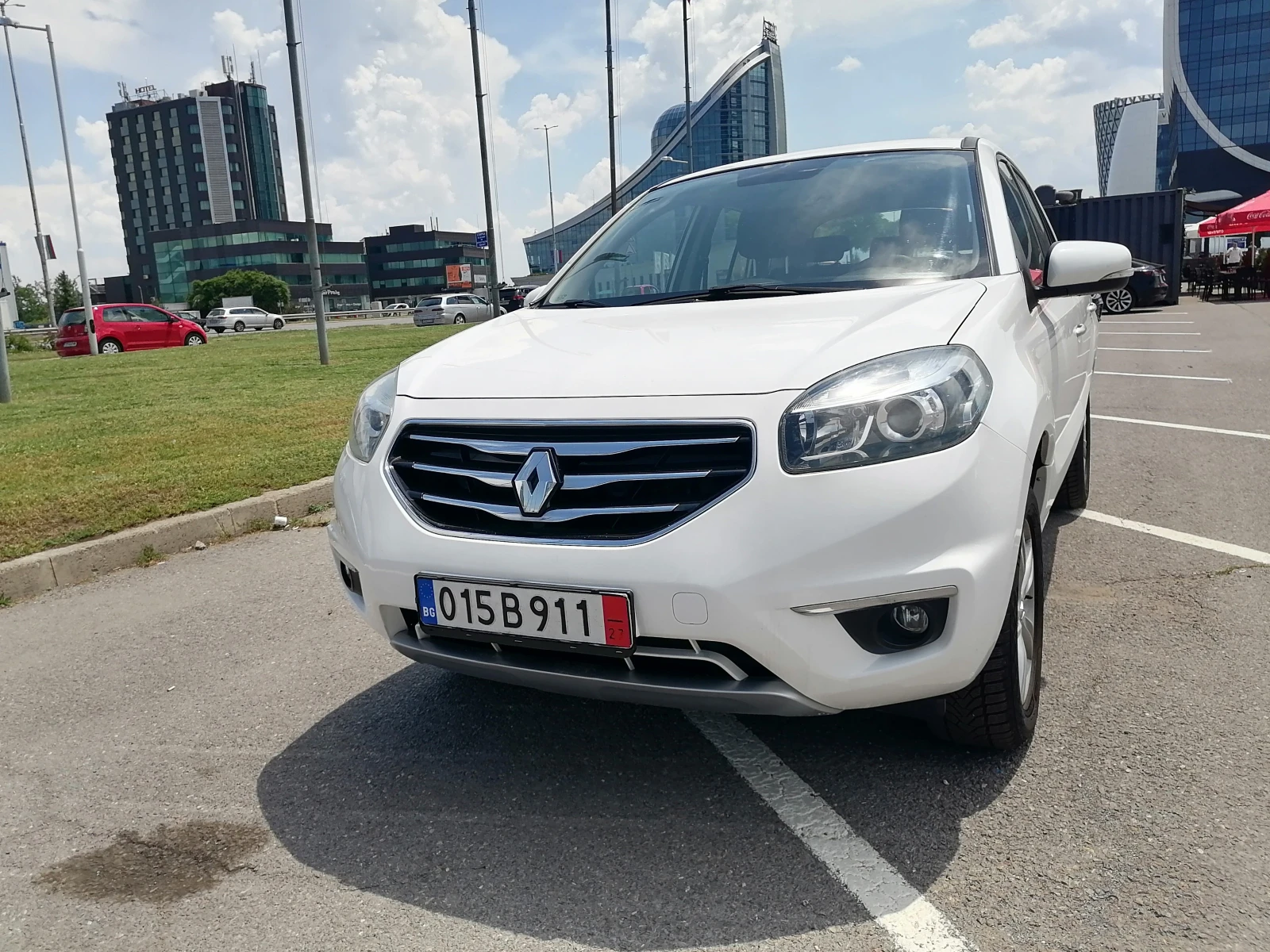 Renault Koleos 2.5i 4x4 - изображение 2