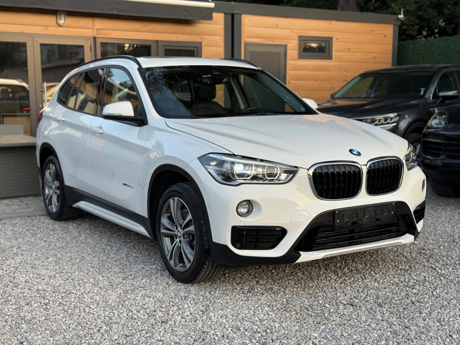 BMW X1 2.0d/Xdrive/190hp/Automatic/Панорама/ - изображение 3
