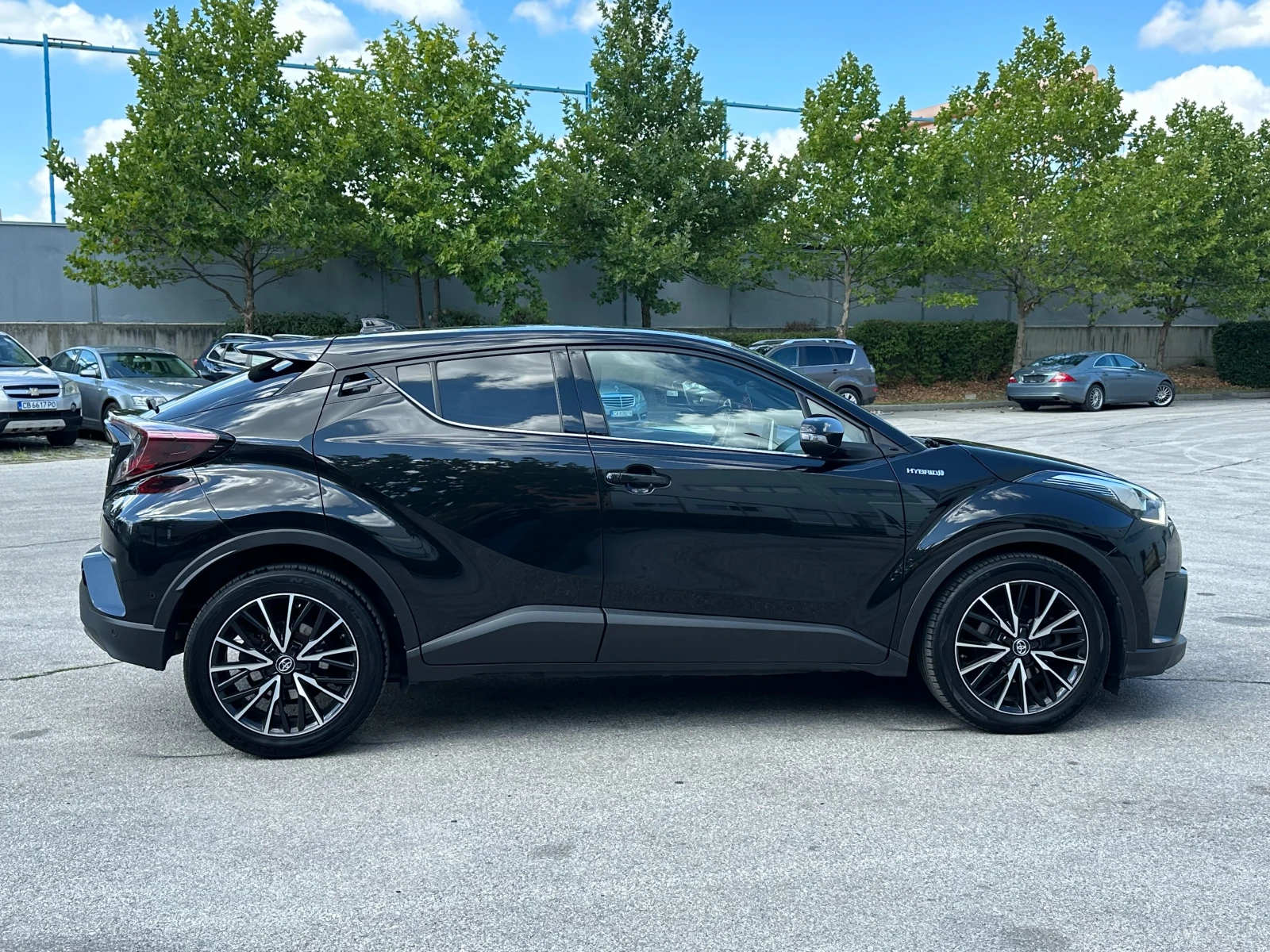 Toyota C-HR 1.8 Hybrid 98 к.с. - изображение 5