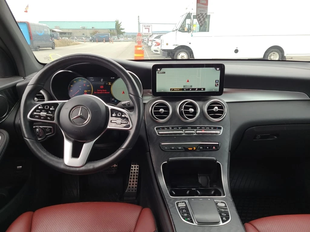 Mercedes-Benz GLC 300 * CARFAX * БЕЗ ПЪРВОНАЧАЛНА ВНОСКА - изображение 10